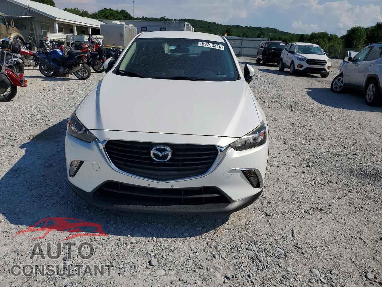 MAZDA CX-3 2017 - JM1DKFC76H0145076