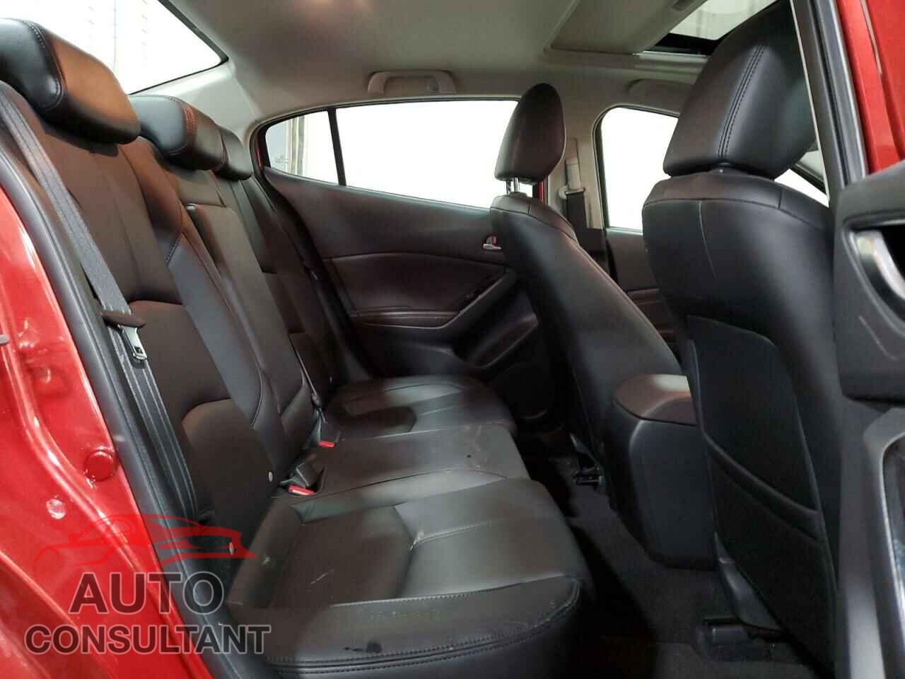 MAZDA 3 2017 - 3MZBN1V76HM118520