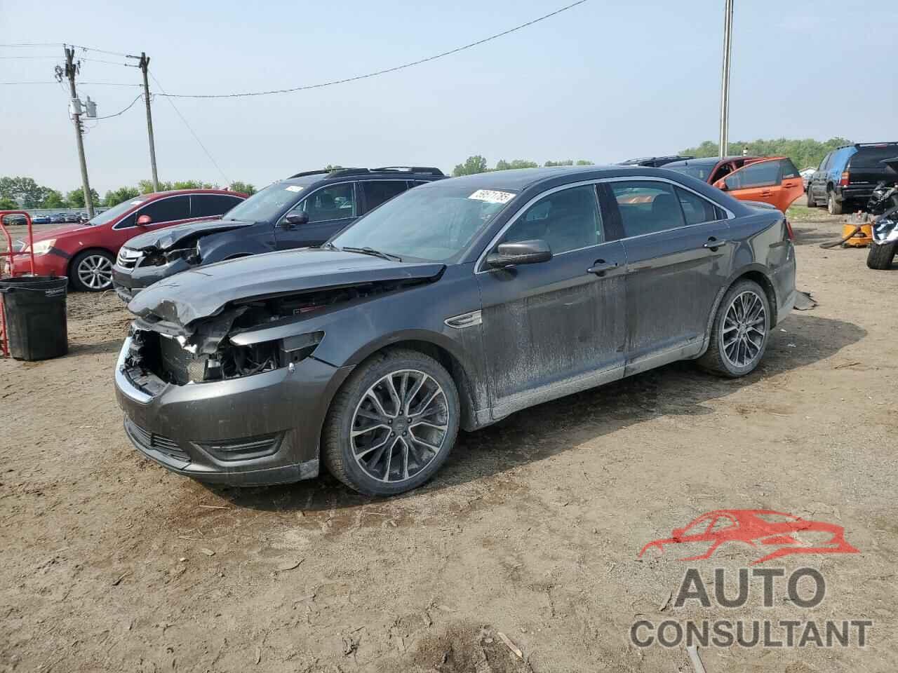 FORD TAURUS 2018 - 1FAHP2H85JG105510