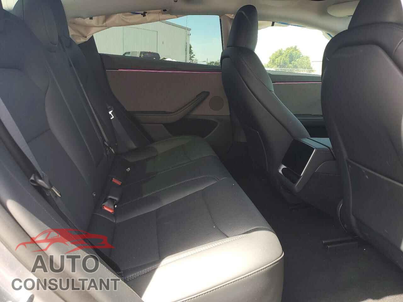TESLA MODEL 3 2026 - 5YJ3E1EA1TF198972