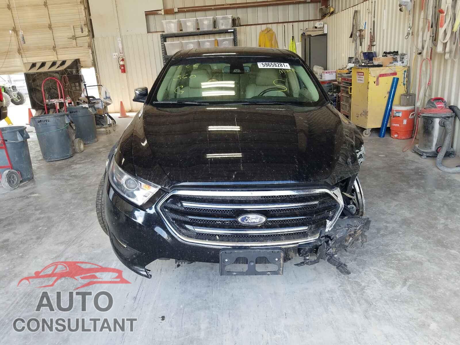 FORD TAURUS 2018 - 1FAHP2F83JG129999