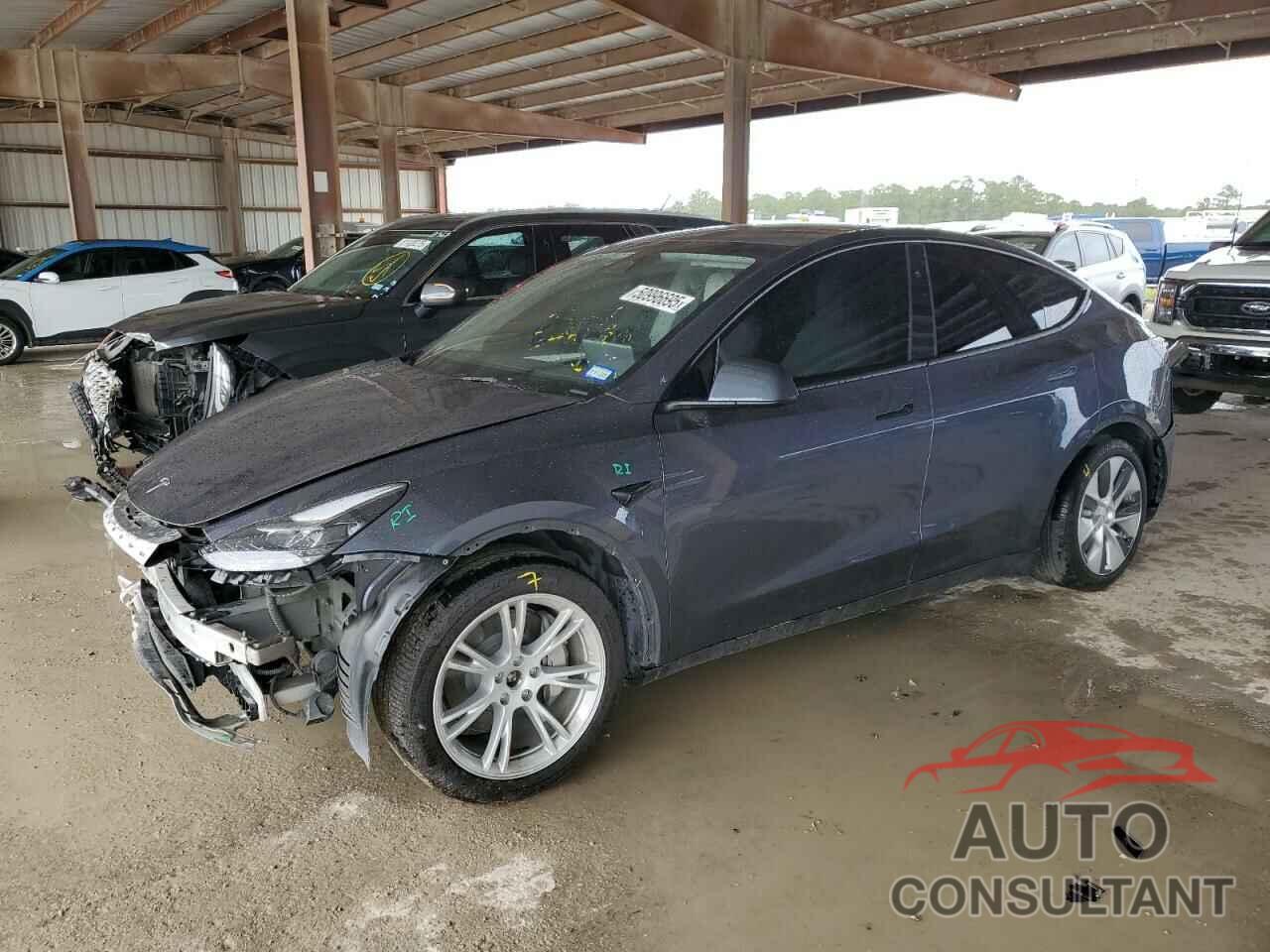 TESLA MODEL Y 2023 - 7SAYGDEEXPA192596