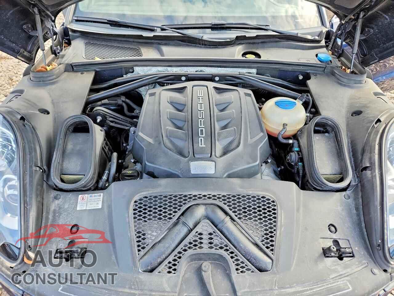 PORSCHE MACAN 2015 - WP1AB2A55FLB43004