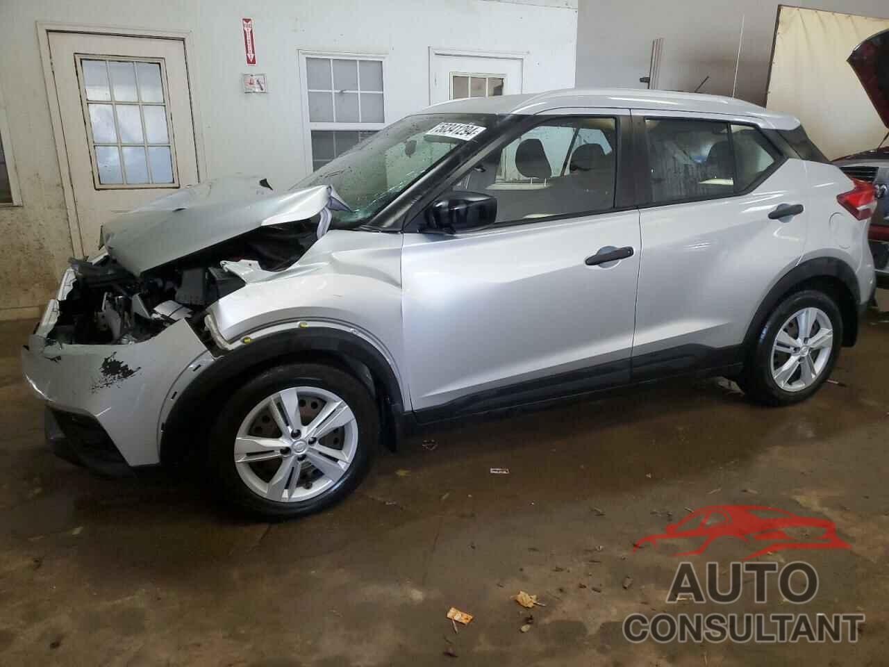 NISSAN KICKS 2018 - 3N1CP5CU5JL525339