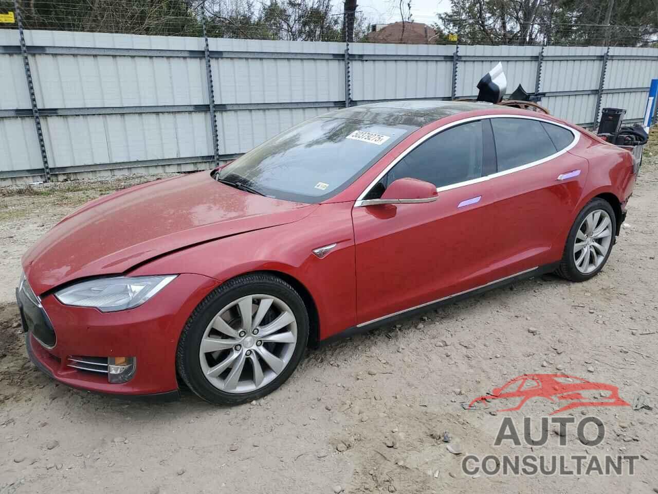 TESLA MODEL S 2015 - 5YJSA1E29FF112716