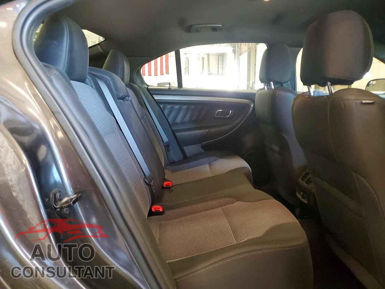 FORD TAURUS 2015 - 1FAHP2E83FG181898
