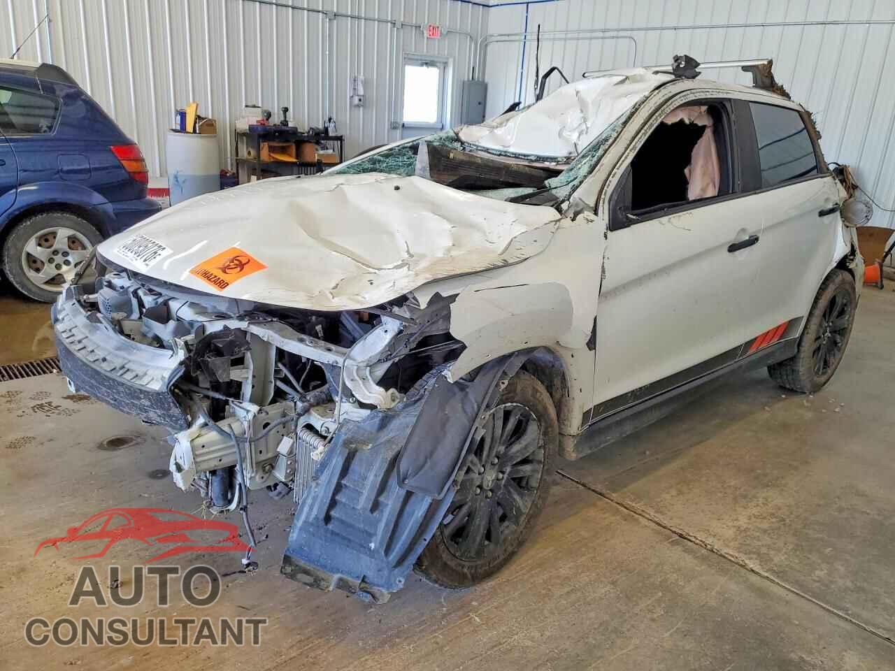 MITSUBISHI OUTLANDER 2020 - JA4AR3AU3LU020165
