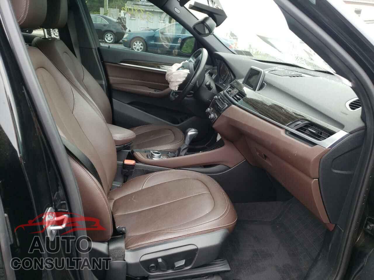 BMW X1 2017 - WBXHT3Z35H4A55689