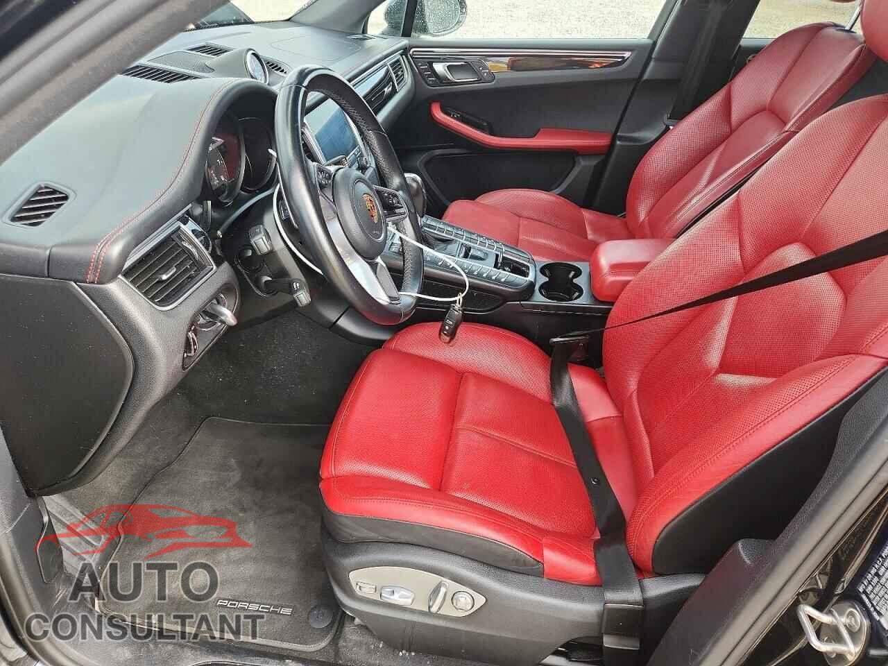 PORSCHE MACAN 2018 - WP1AA2A5XJLB19681