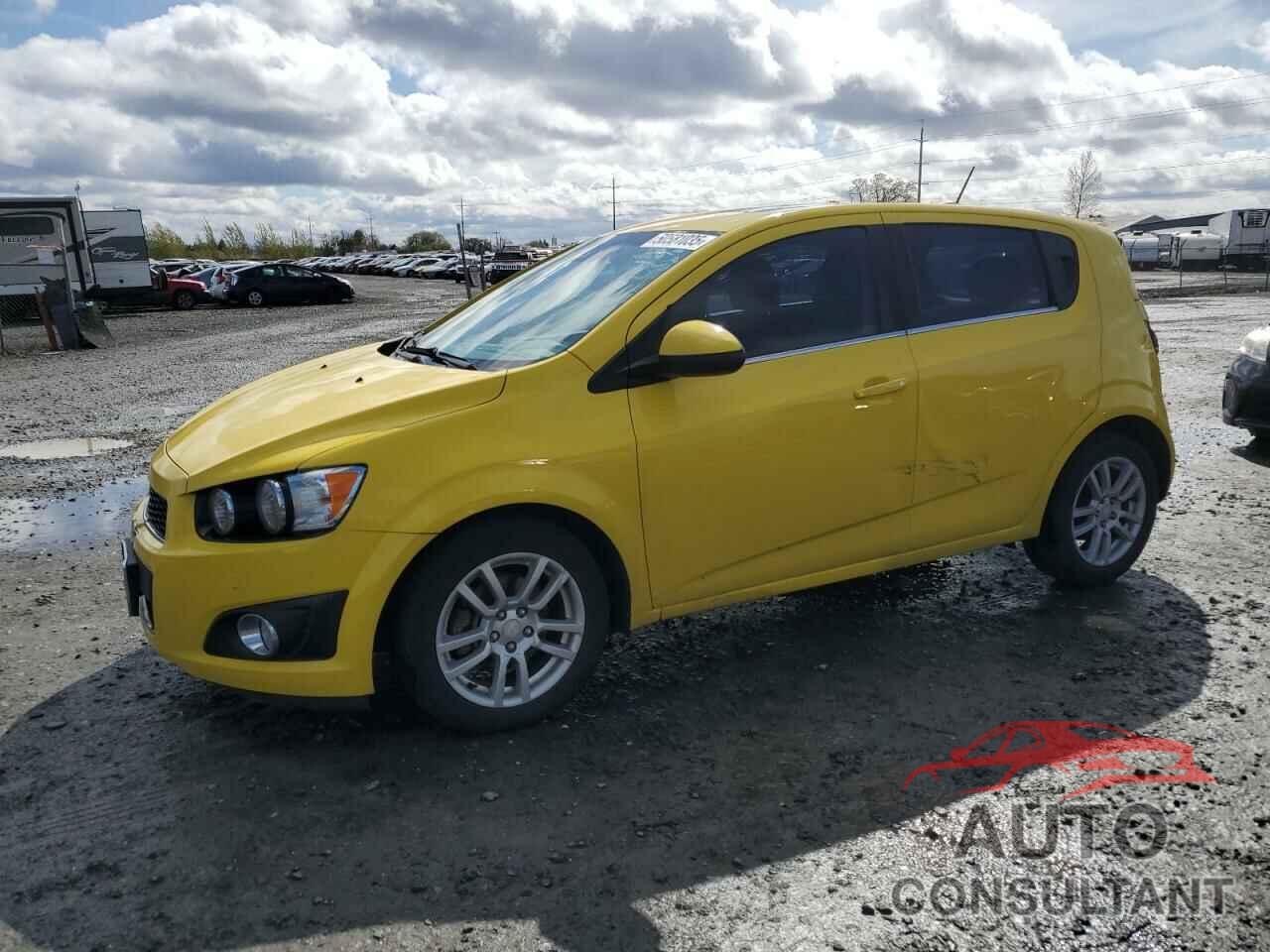 CHEVROLET SONIC 2016 - 1G1JC6SB7G4133699