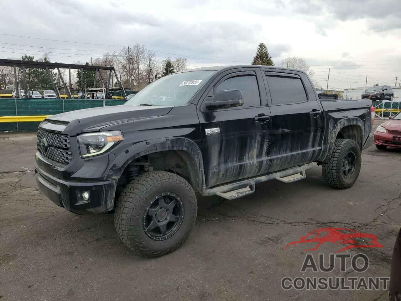 TOYOTA TUNDRA 2019 - 5TFAY5F19KX823613