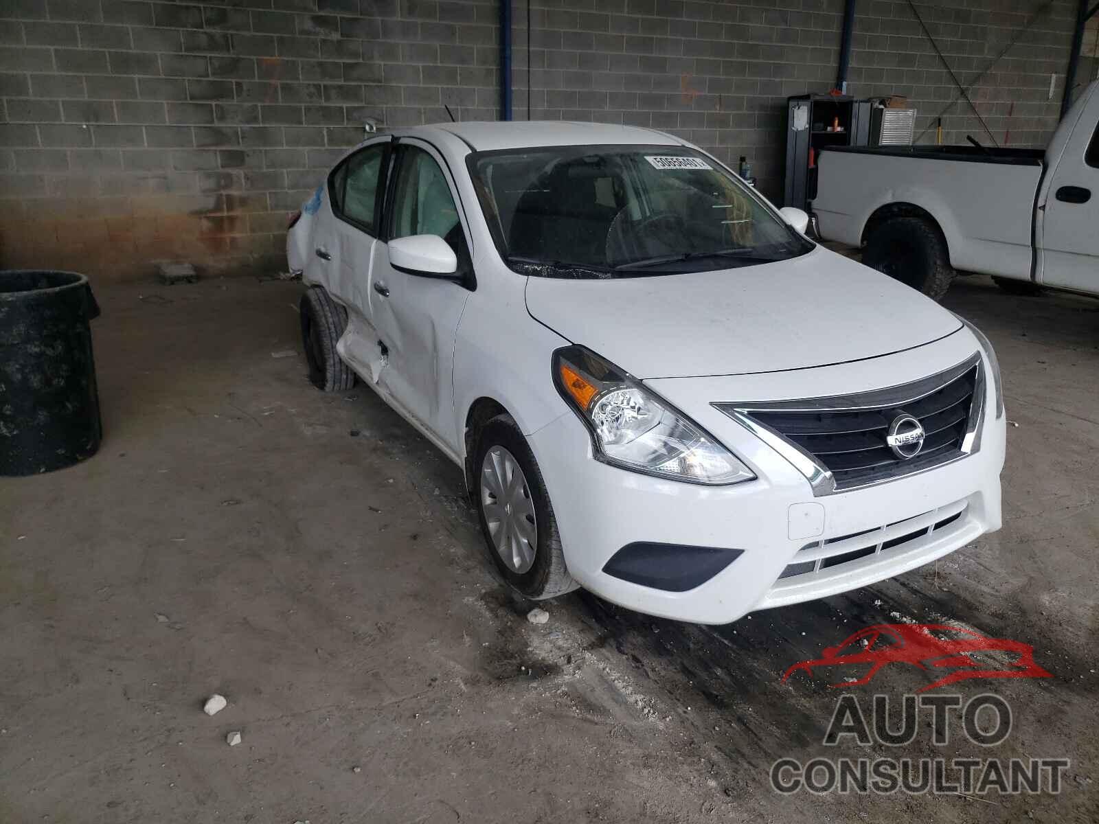 NISSAN VERSA 2017 - 3N1CN7AP7HL892588