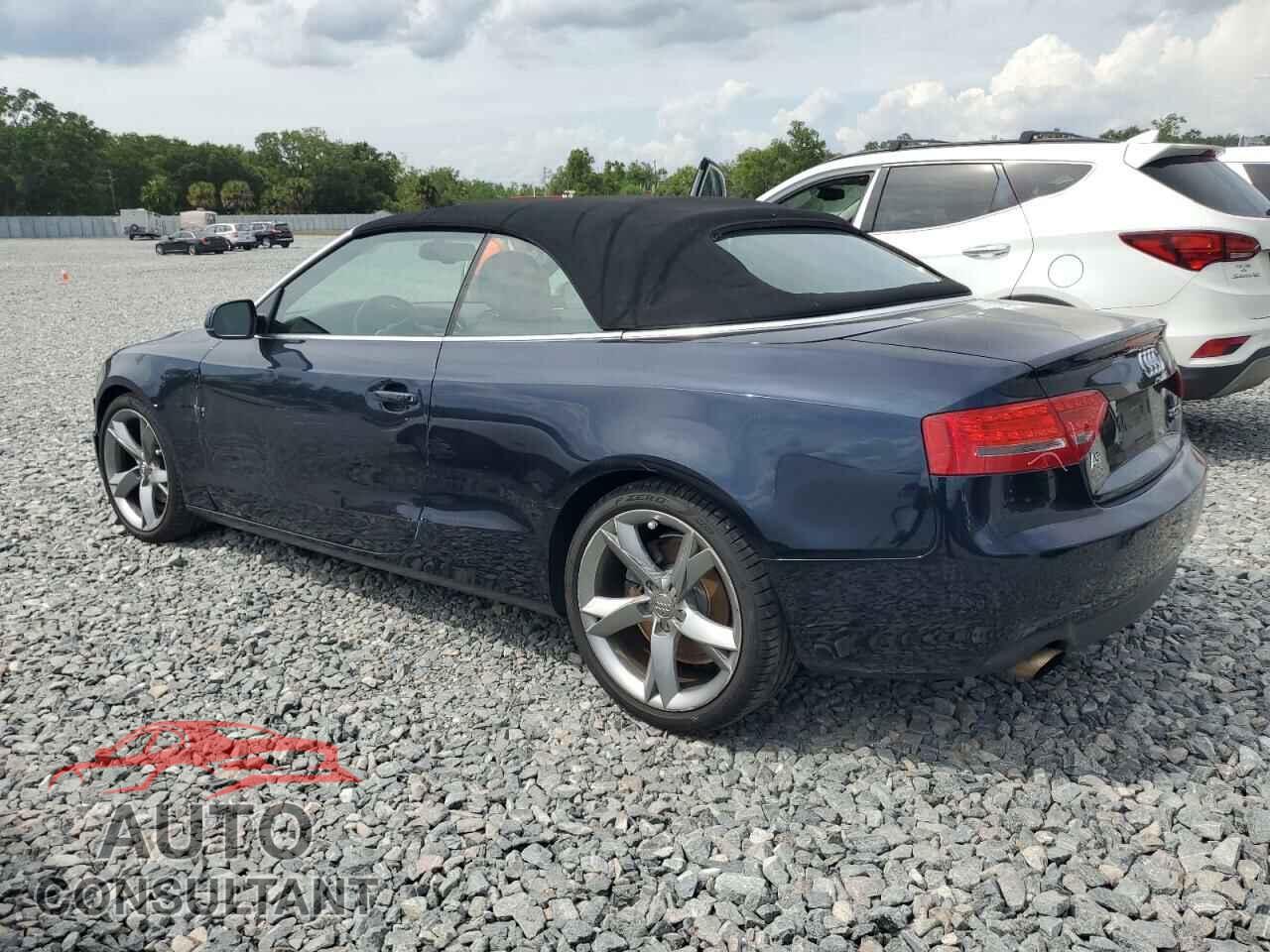 AUDI A5 2011 - WAULFAFH4BN004697