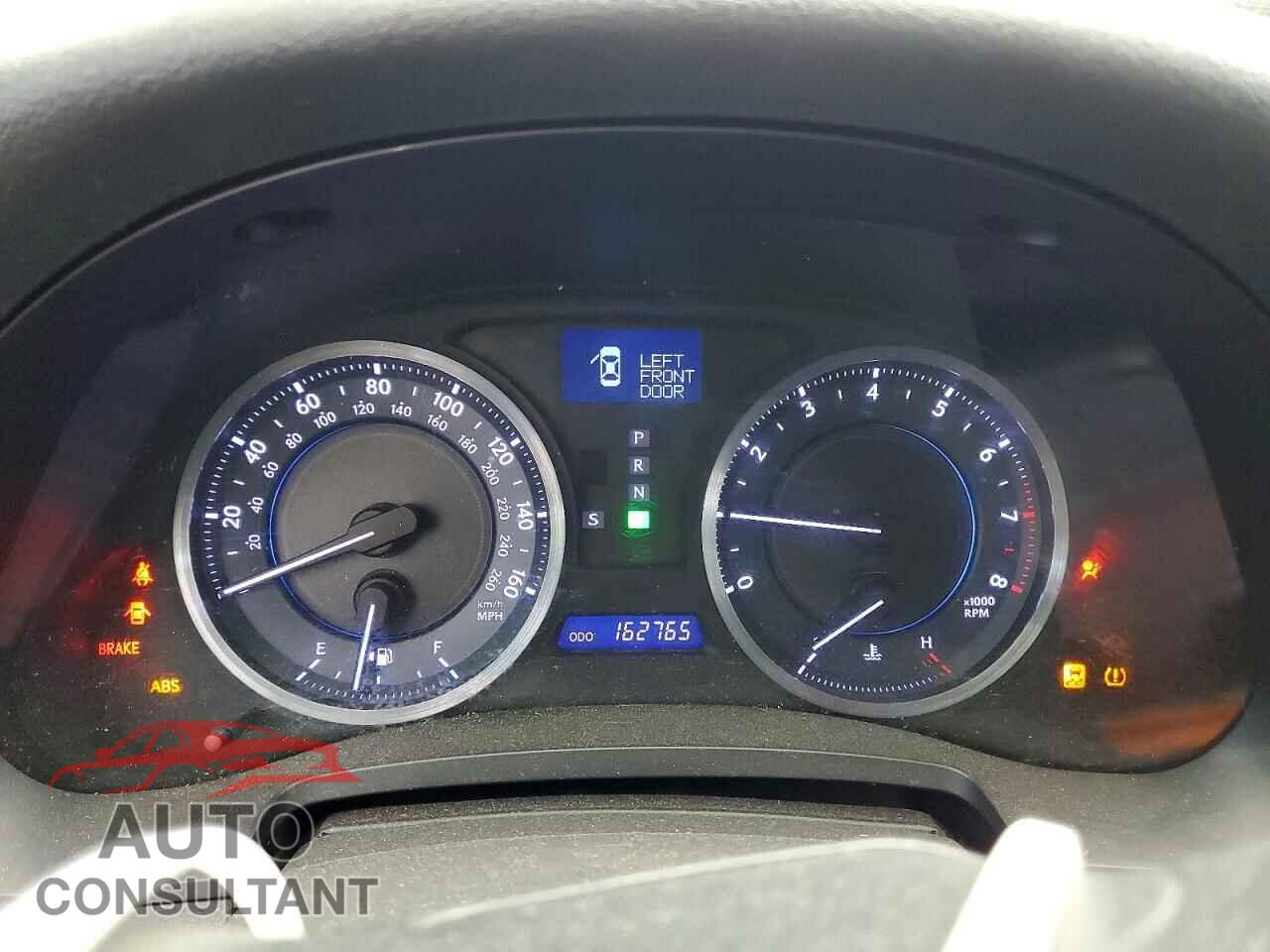 LEXUS IS 2011 - JTHBF5C29B5147553