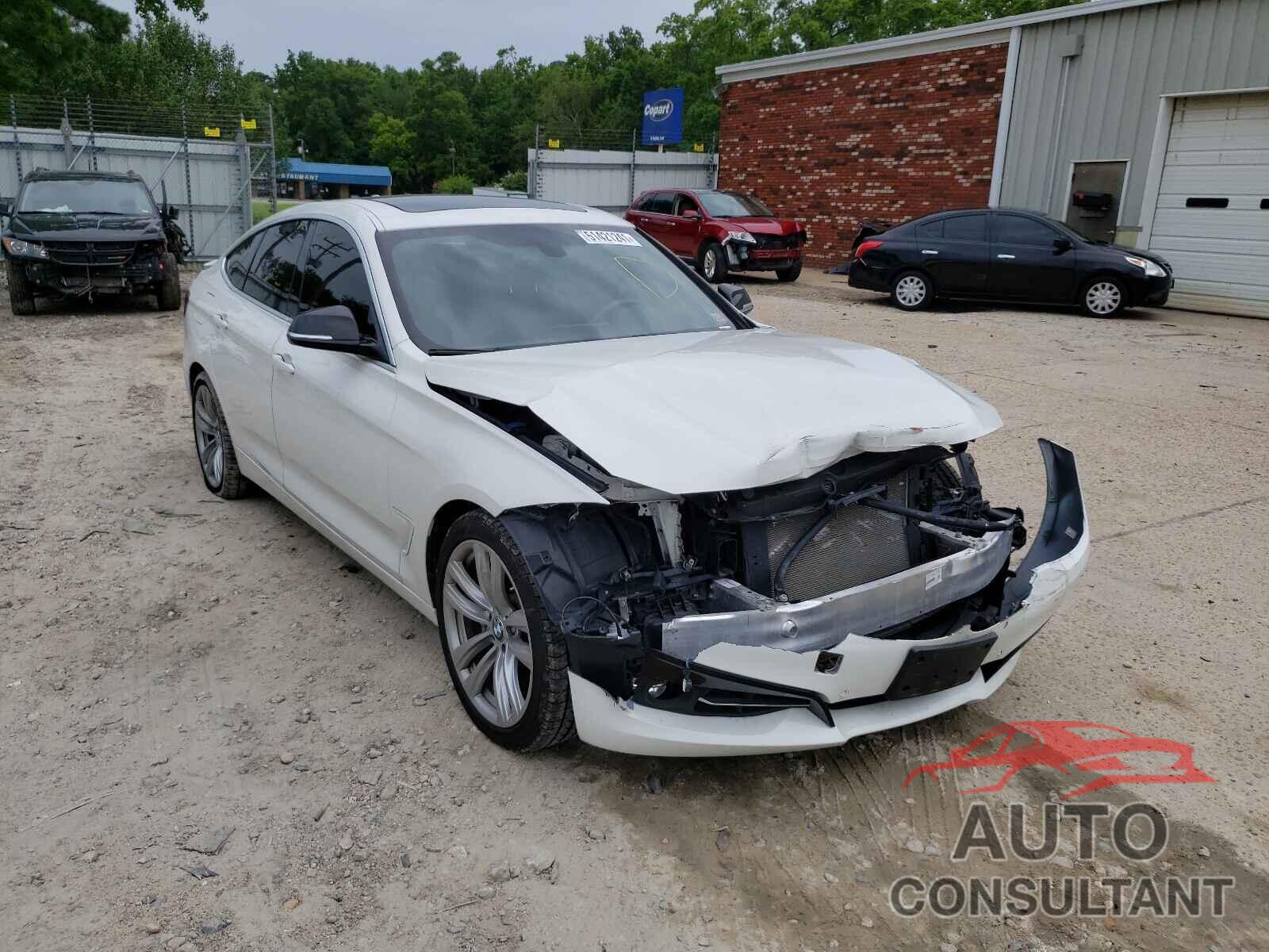BMW 3 SERIES 2017 - WBA8Y3C59HG450623