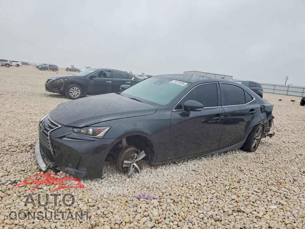 LEXUS IS 2018 - JTHC81D21J5032644