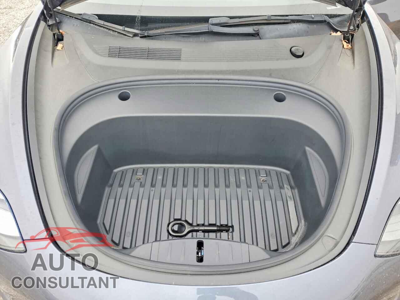 TESLA MODEL 3 2021 - 5YJ3E1EA5MF100589
