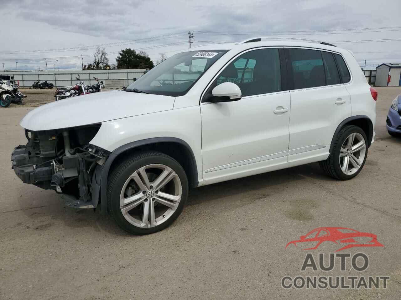 VOLKSWAGEN TIGUAN 2015 - WVGAV7AX0FW547541