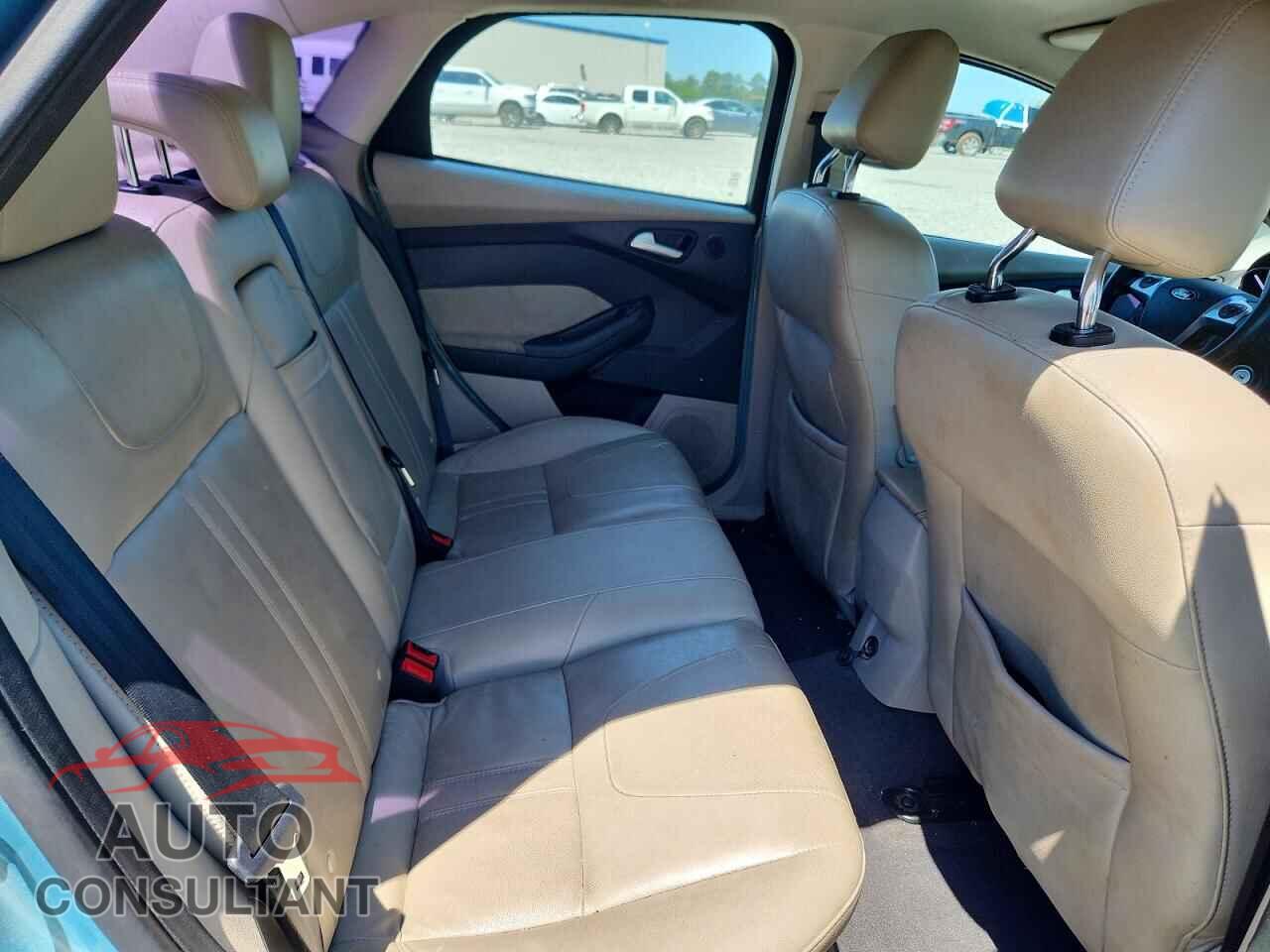 FORD FOCUS 2012 - 1FAHP3H29CL117980