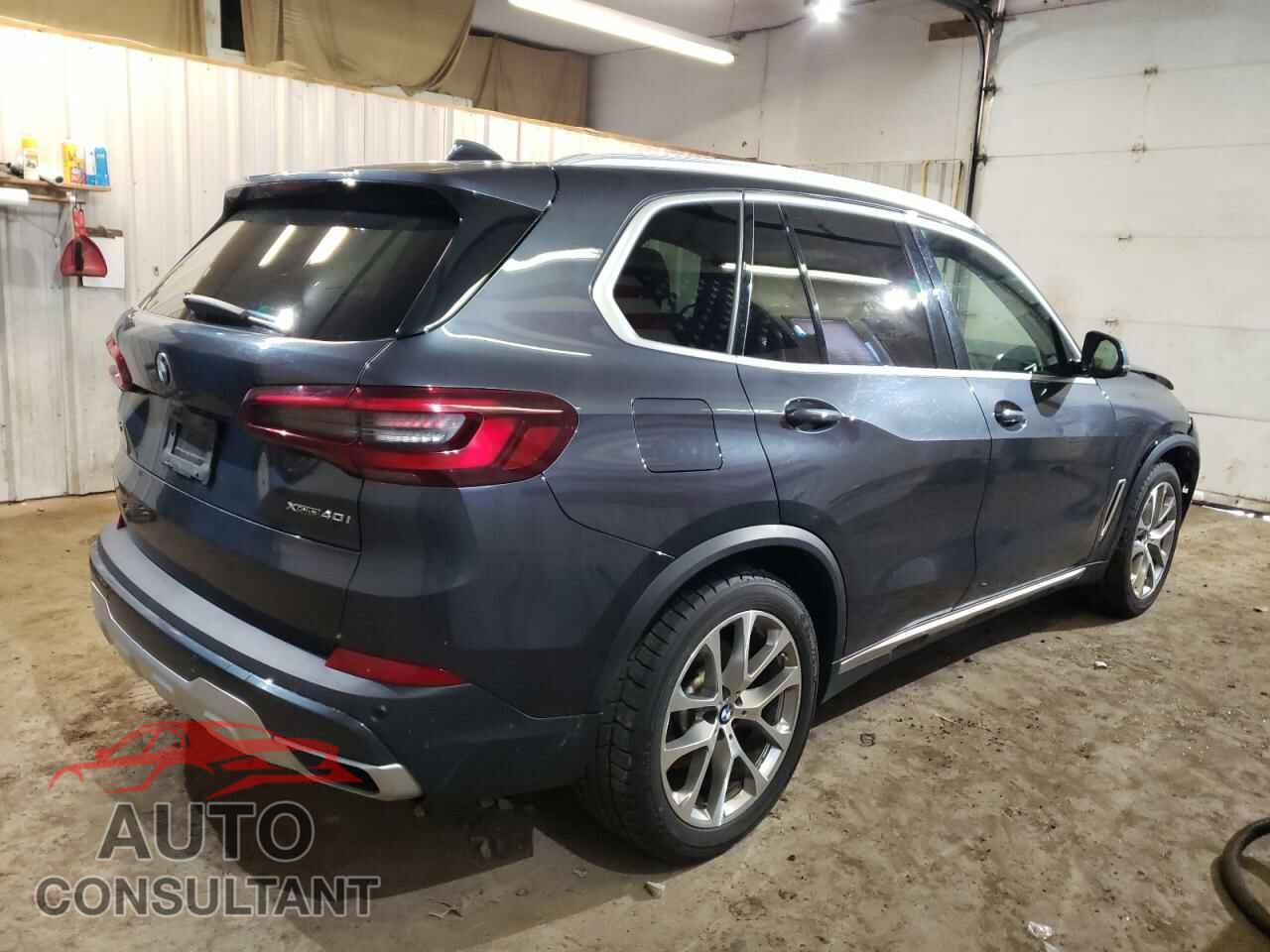BMW X5 2021 - 5UXCR6C06M9E05140