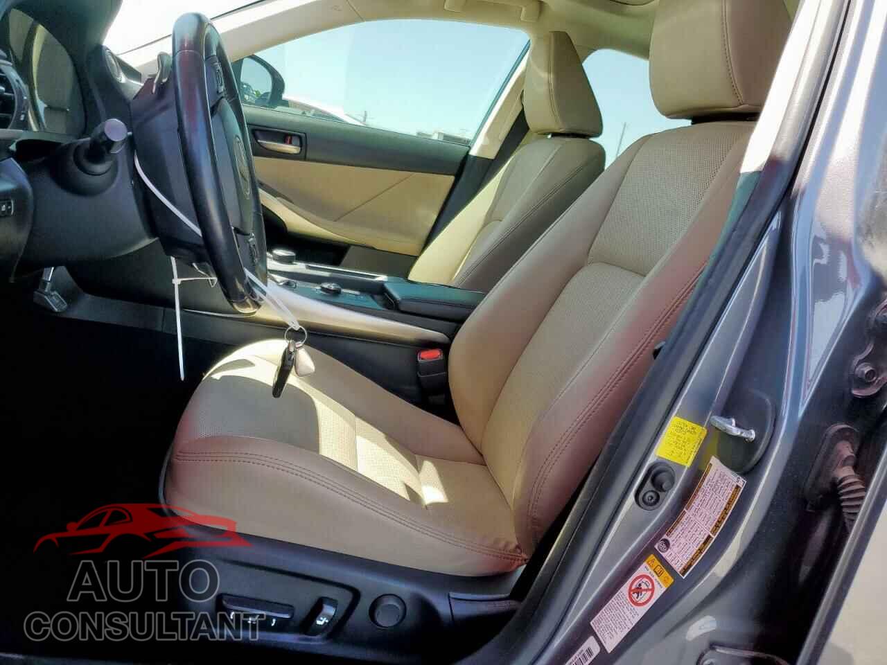 LEXUS IS 2017 - JTHBA1D2XH5049985