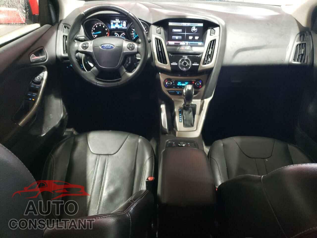 FORD FOCUS 2012 - 1FAHP3M2XCL461033