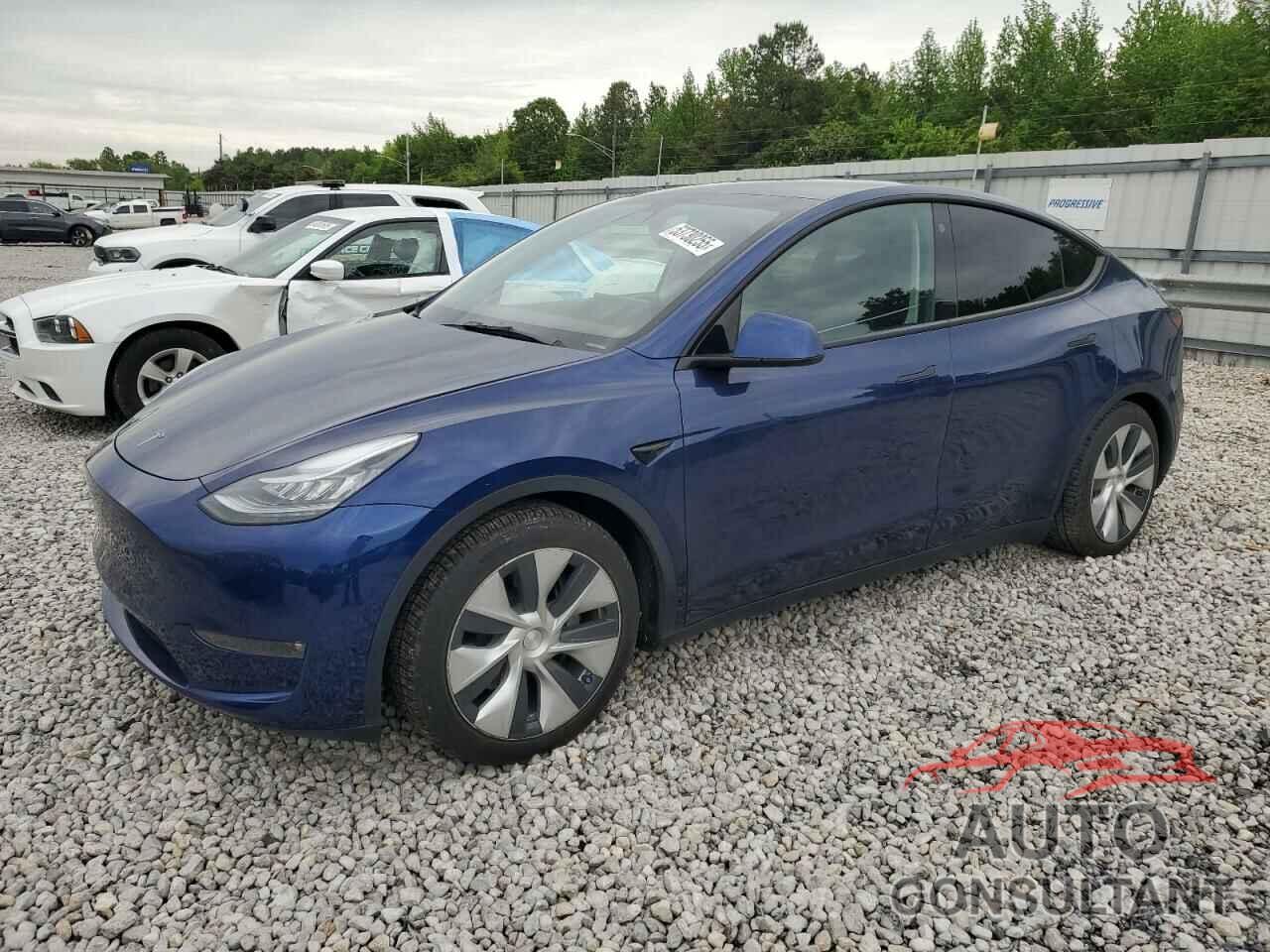 TESLA MODEL Y 2021 - 5YJYGDEEXMF196711