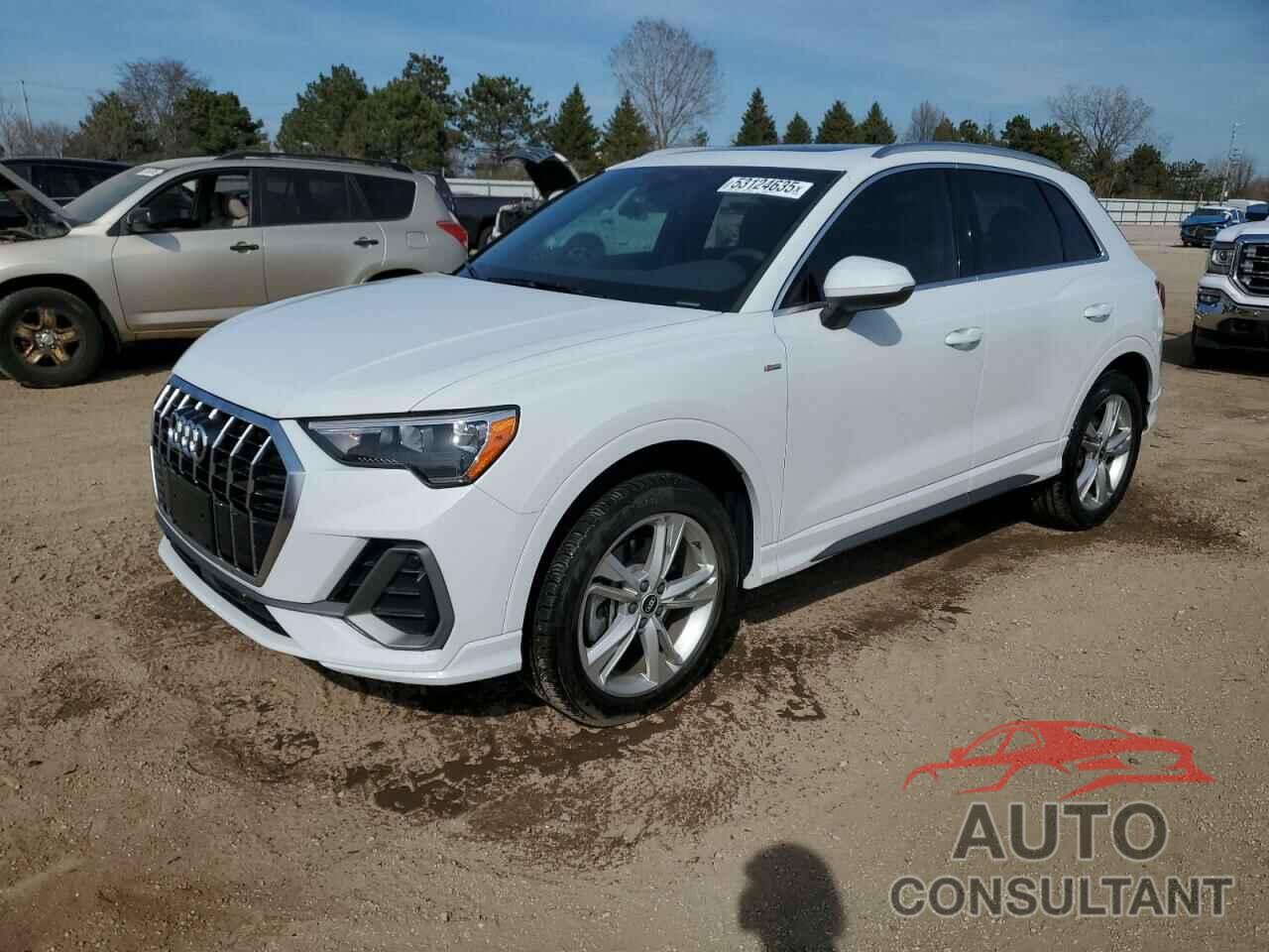 AUDI Q3 2021 - WA1DECF32M1040693