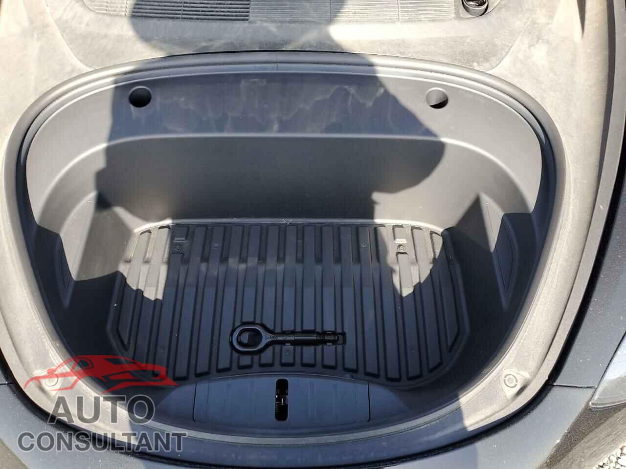 TESLA MODEL 3 2023 - 5YJ3E1EC9PF414218