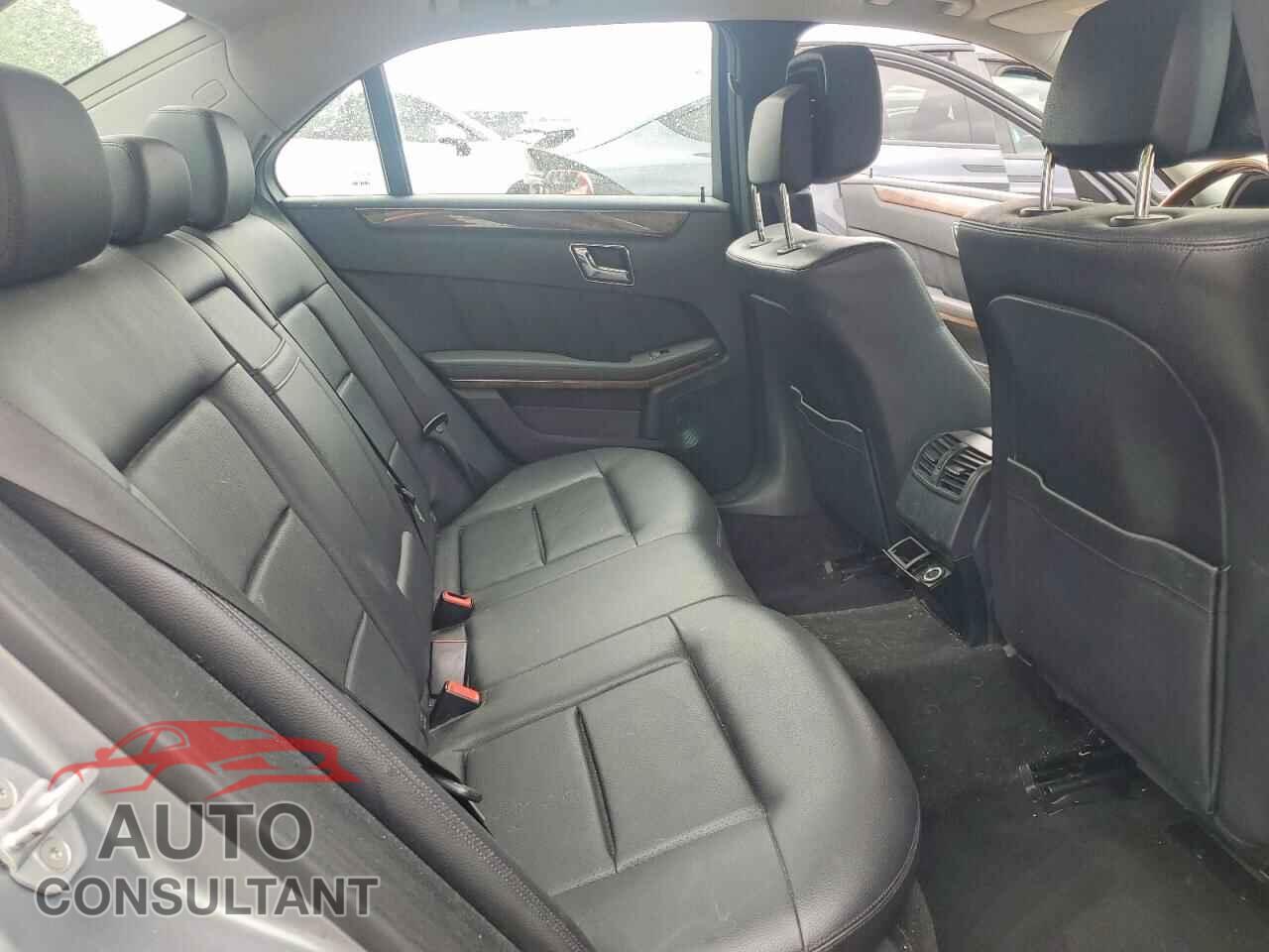 MERCEDES-BENZ E-CLASS 2011 - WDDHF8HB8BA493323