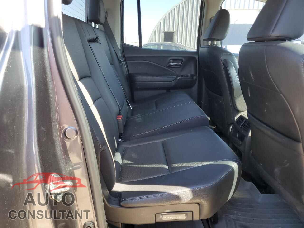 HONDA RIDGELINE 2017 - 5FPYK3F55HB034196
