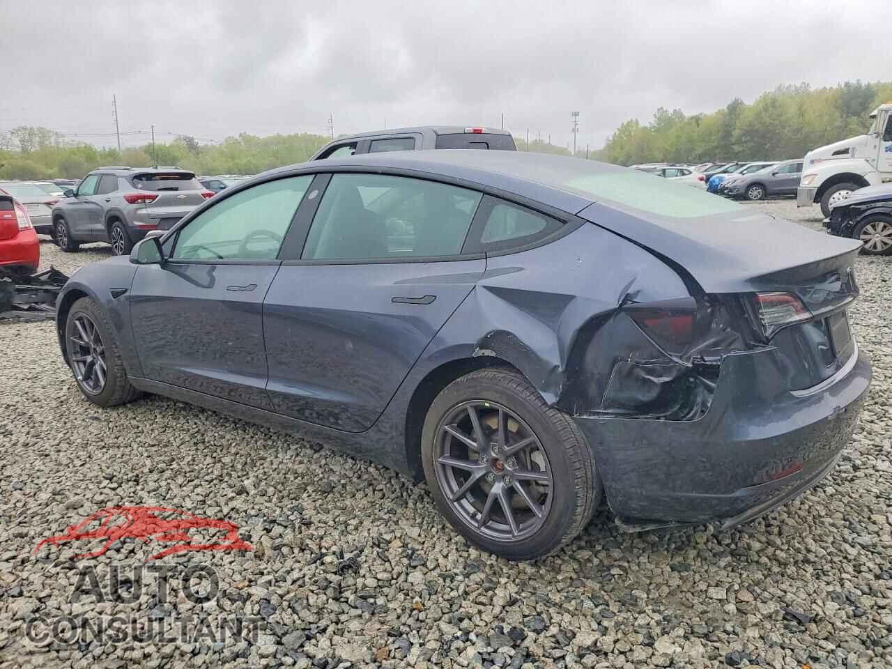TESLA MODEL 3 2022 - 5YJ3E1EA9NF323610