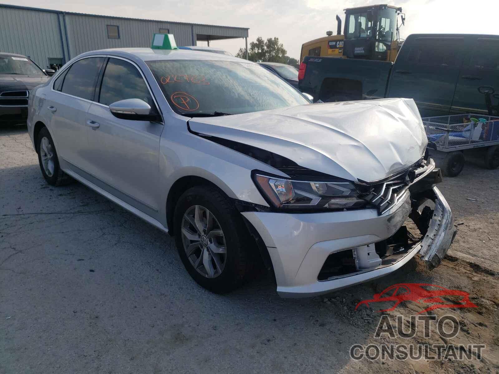 VOLKSWAGEN PASSAT 2017 - 1VWAT7A36HC022783