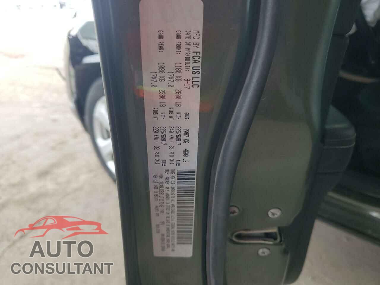 JEEP COMPASS 2018 - 3C4NJDBB1JT117146