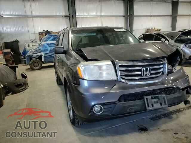 HONDA PILOT 2015 - 5FNYF4H50FB044387