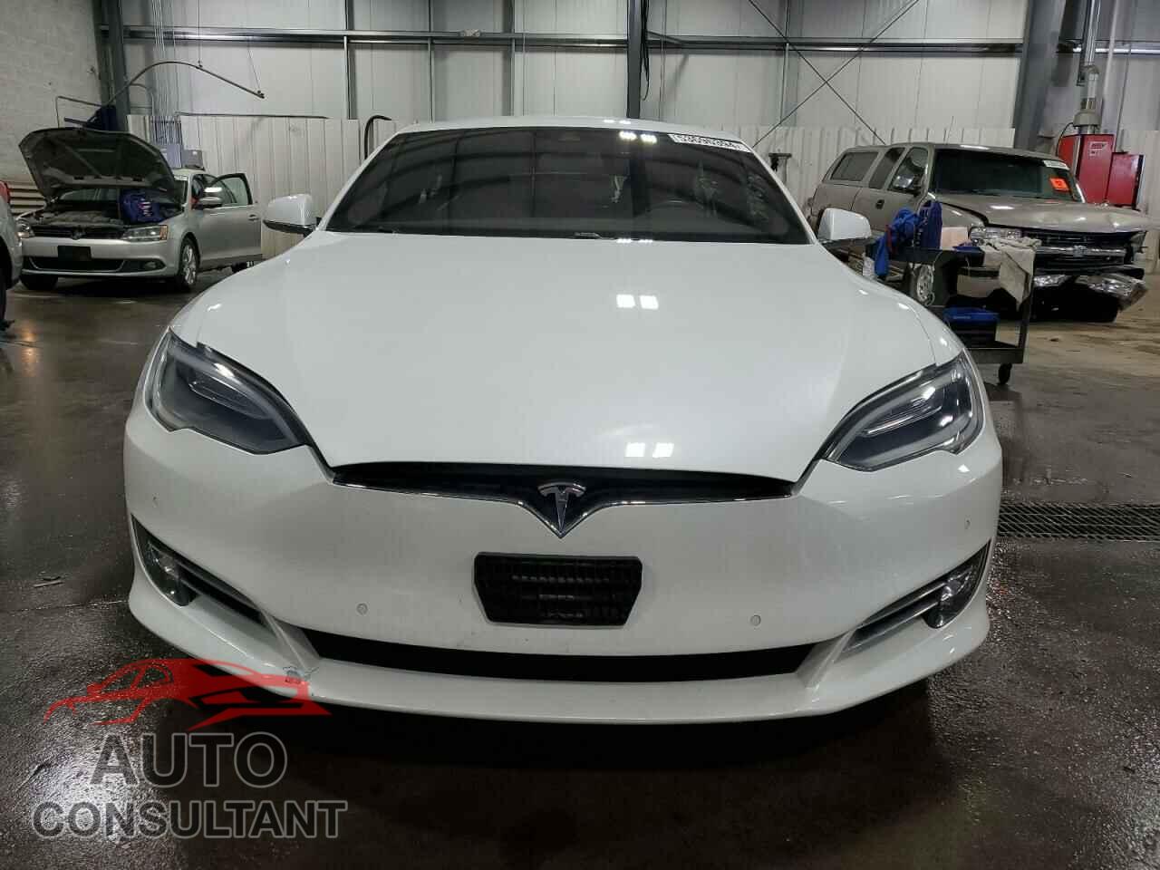 TESLA MODEL S 2016 - 5YJSA1E25GF147352