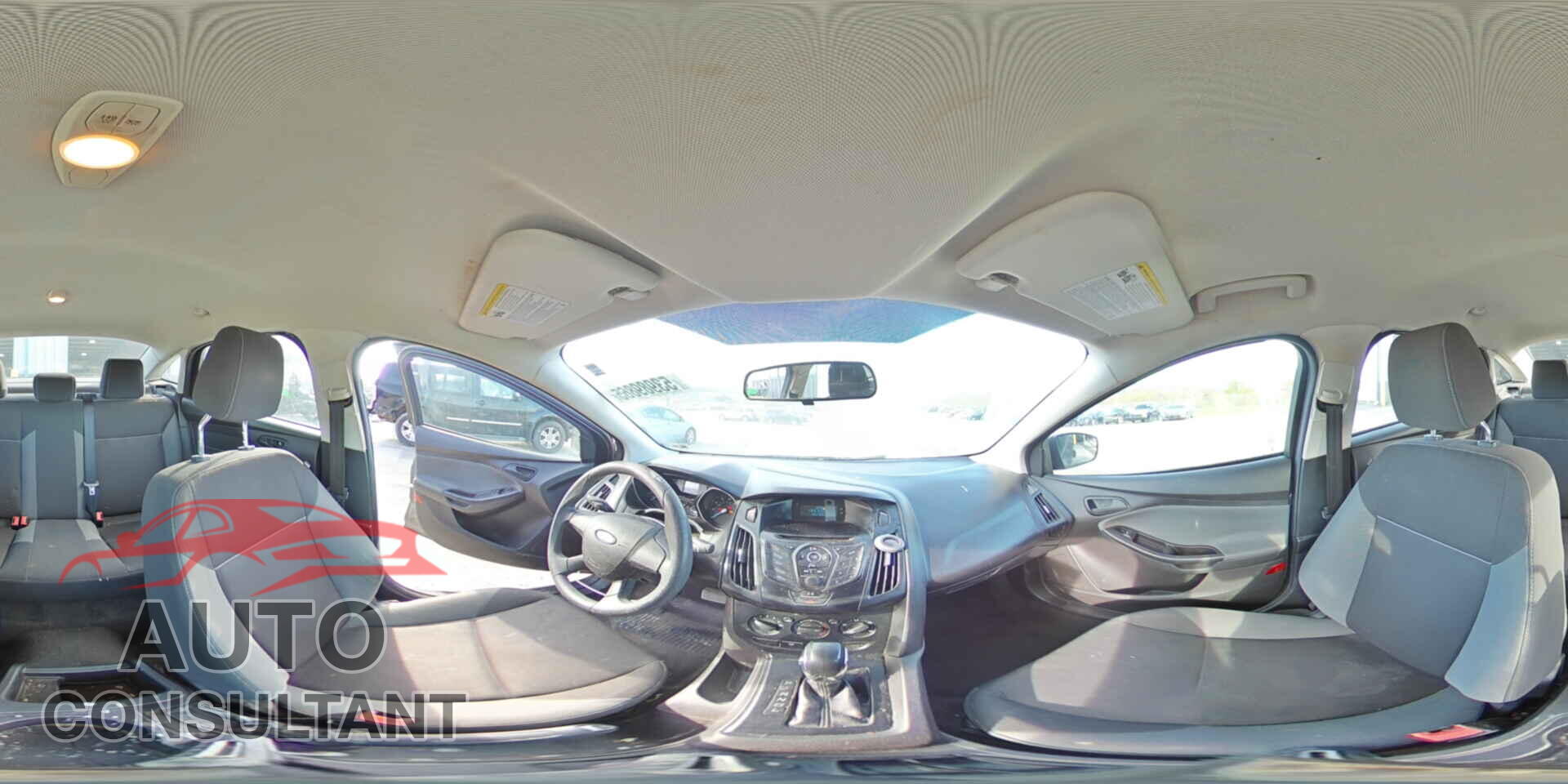 FORD FOCUS 2013 - 1FADP3E28DL136444