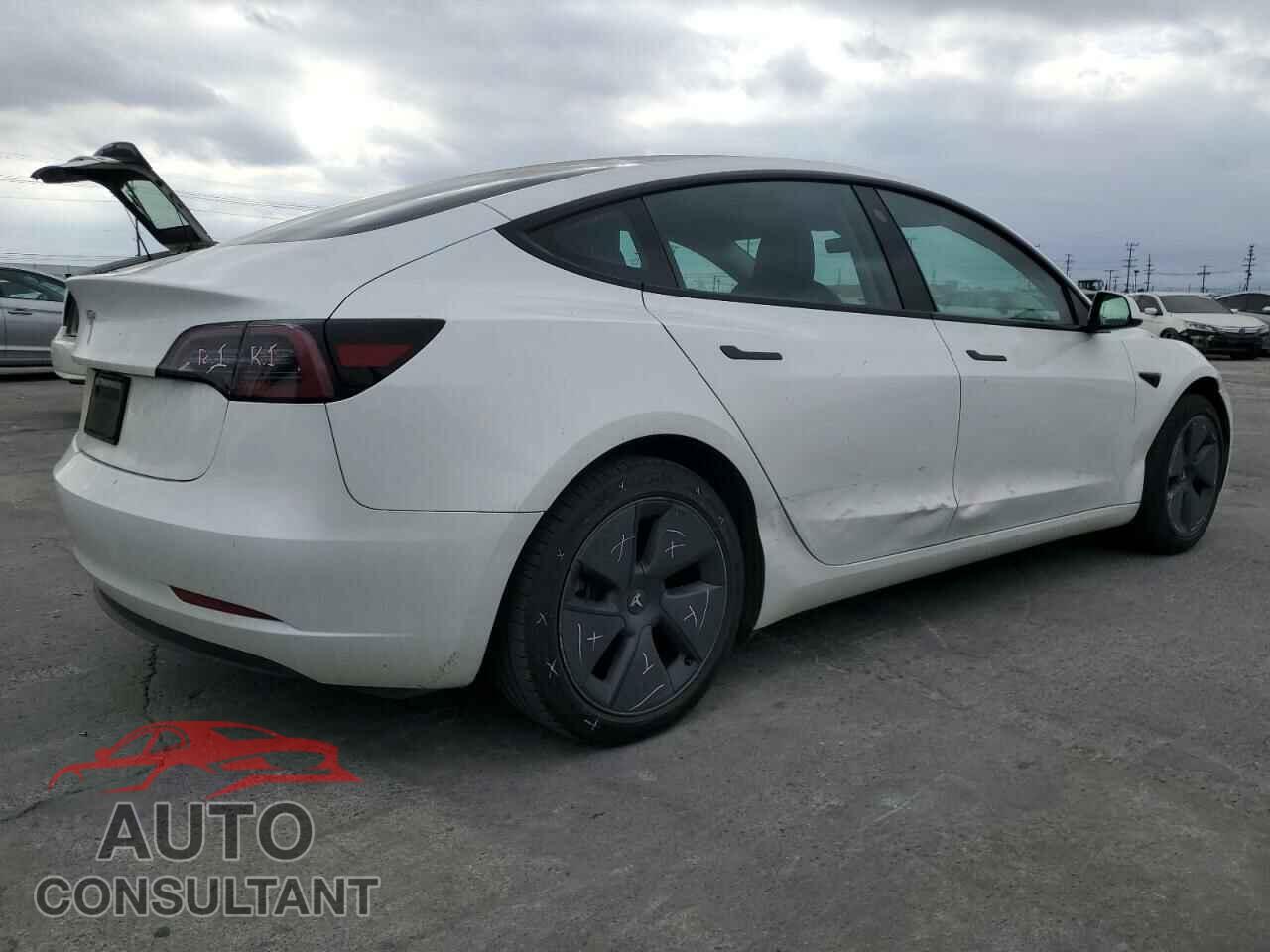 TESLA MODEL 3 2023 - 5YJ3E1EA3PF557941