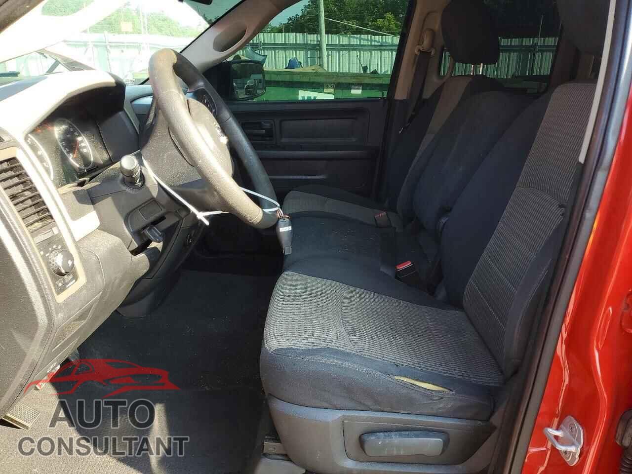 DODGE RAM 1500 2012 - 1C6RD7FT0CS195099