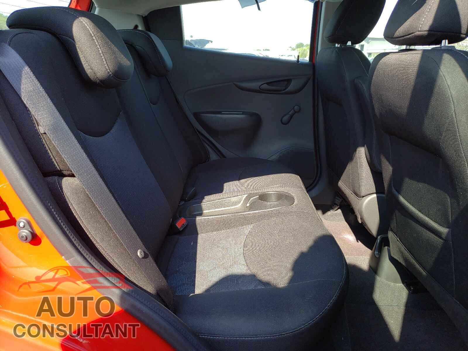 CHEVROLET SPARK 2017 - KL8CB6SA2HC812063