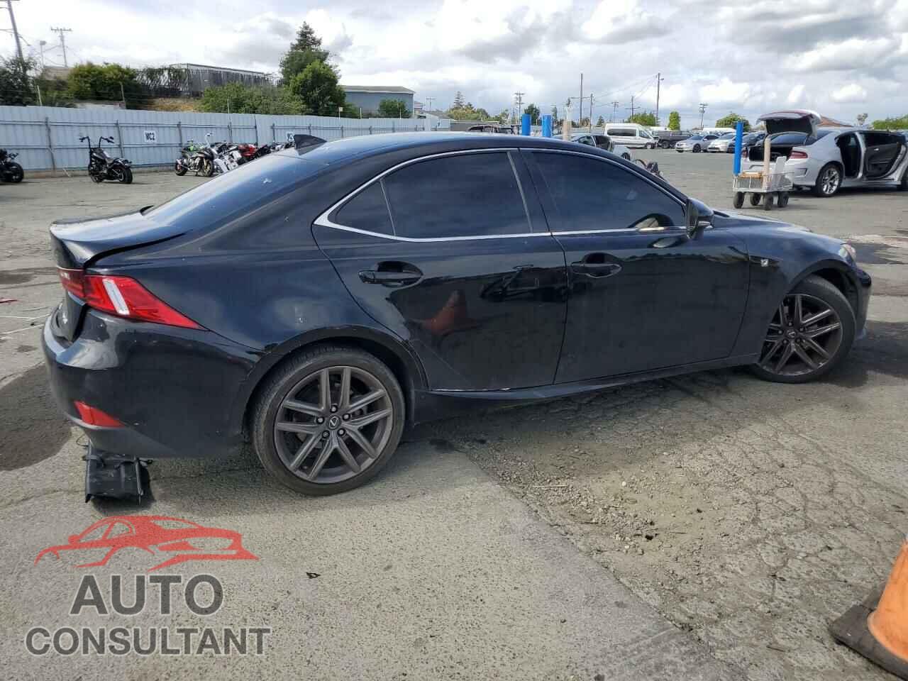 LEXUS IS 2014 - JTHBF1D22E5018176