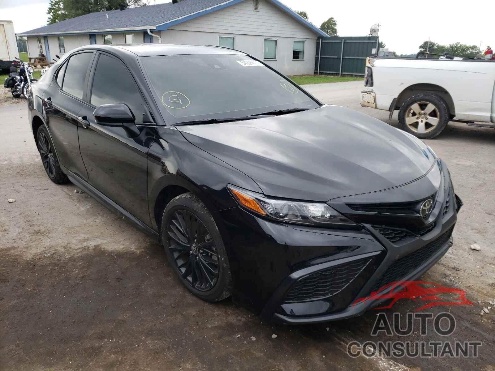 TOYOTA CAMRY 2021 - 4T1G11AK0MU408414