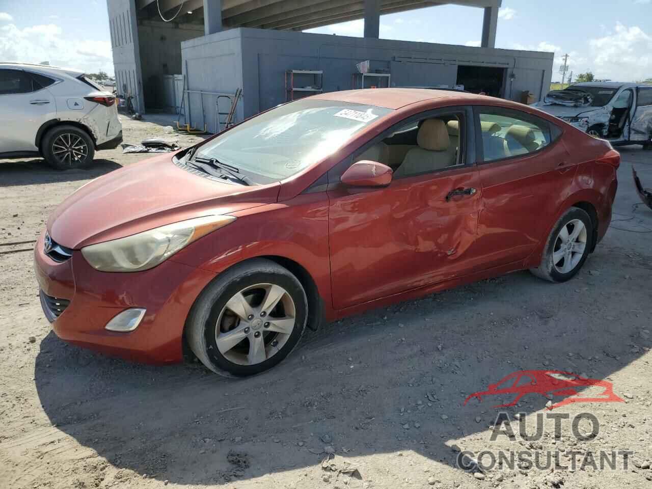 HYUNDAI ELANTRA 2013 - KMHDH4AE4DU740611