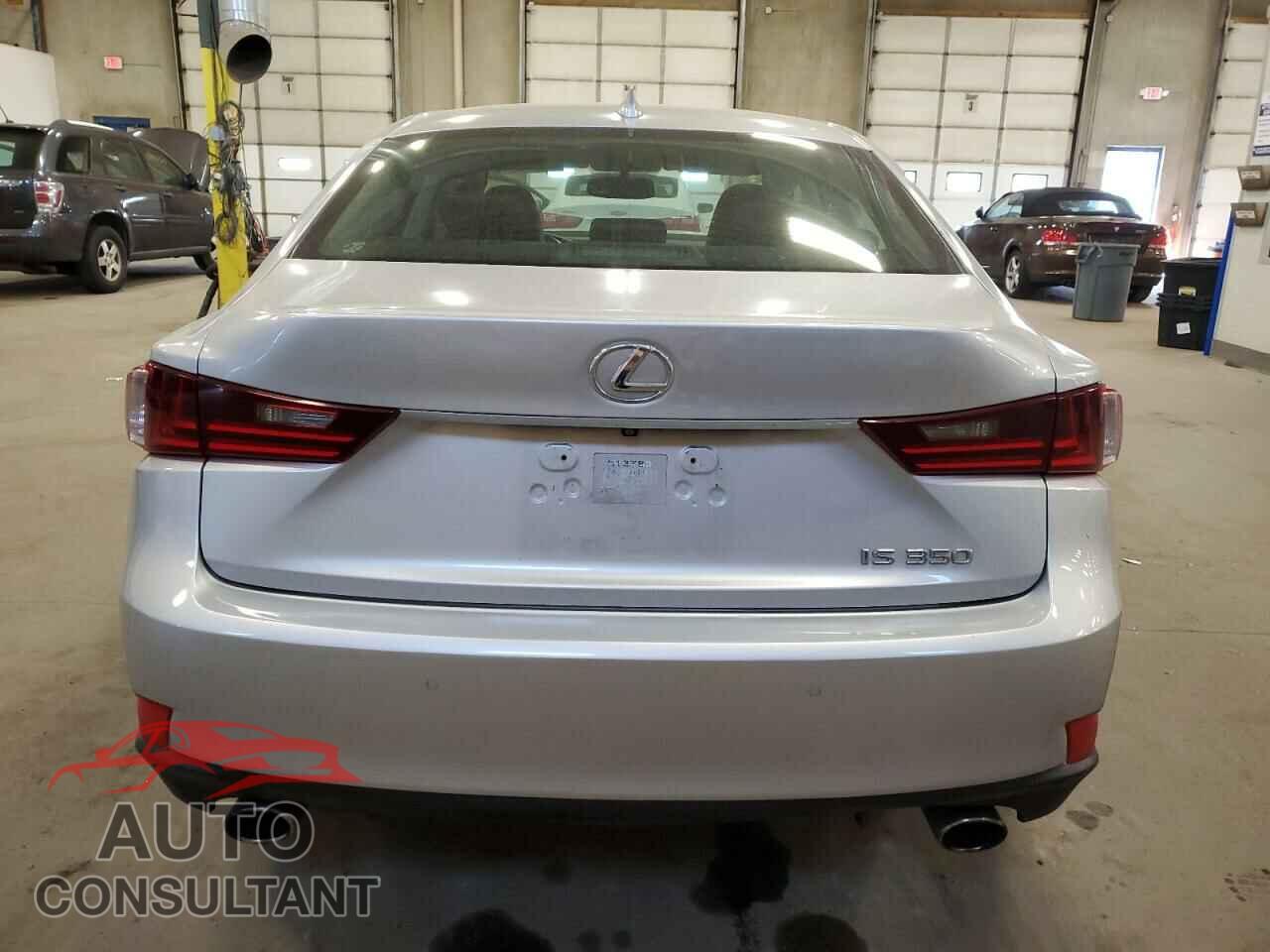 LEXUS IS 2014 - JTHBE1D22E5005348