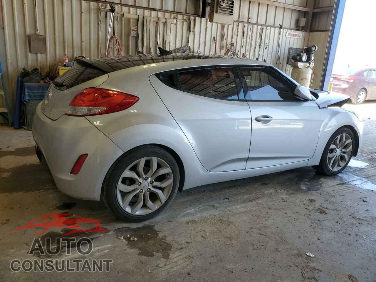 HYUNDAI VELOSTER 2013 - KMHTC6AD6DU143201