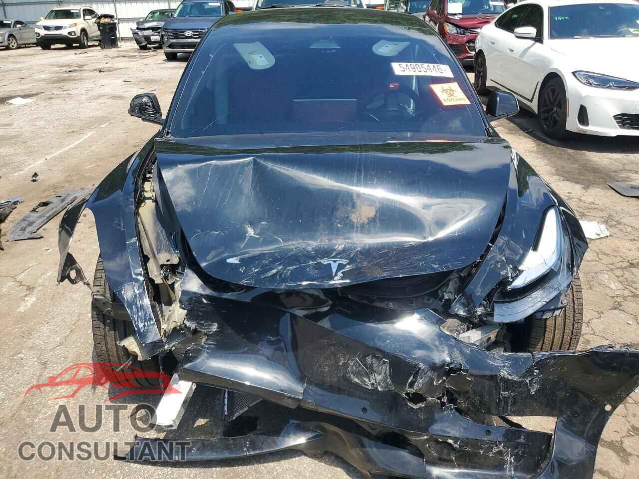 TESLA MODEL 3 2022 - 5YJ3E1EB8NF246995