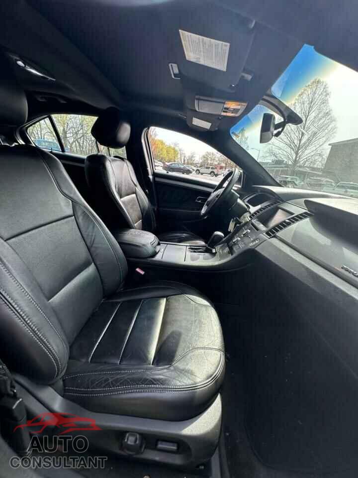 FORD TAURUS 2013 - 1FAHP2E85DG199414