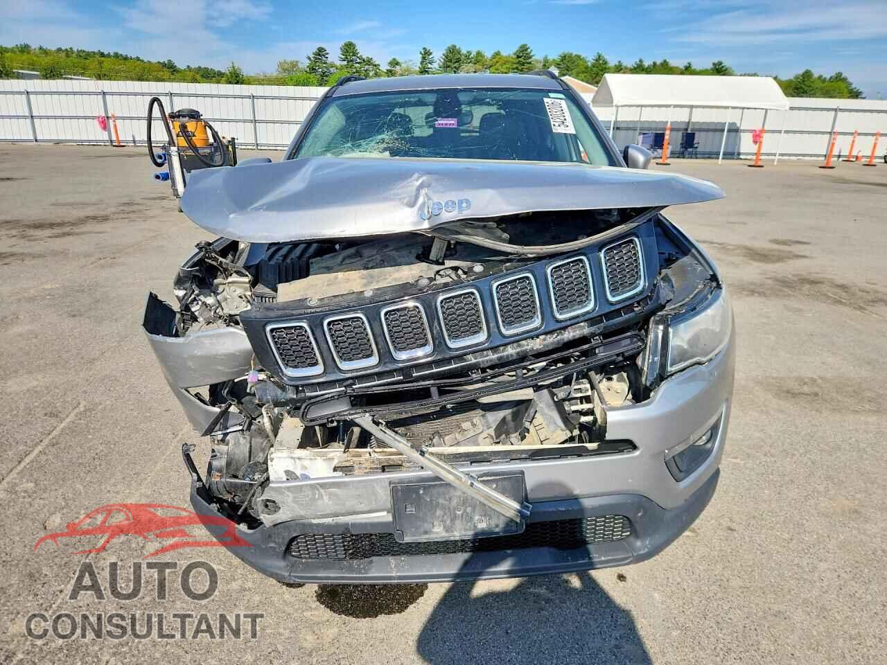 JEEP COMPASS 2017 - 3C4NJDBB4HT680461