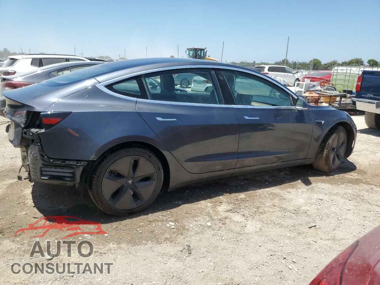 TESLA MODEL 3 2018 - 5YJ3E1EA9JF044636