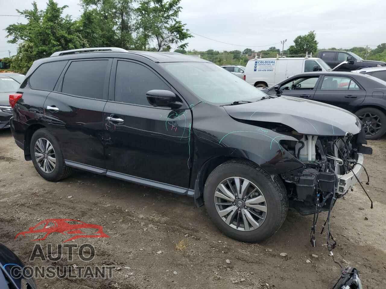 NISSAN PATHFINDER 2019 - 5N1DR2MN5KC615228